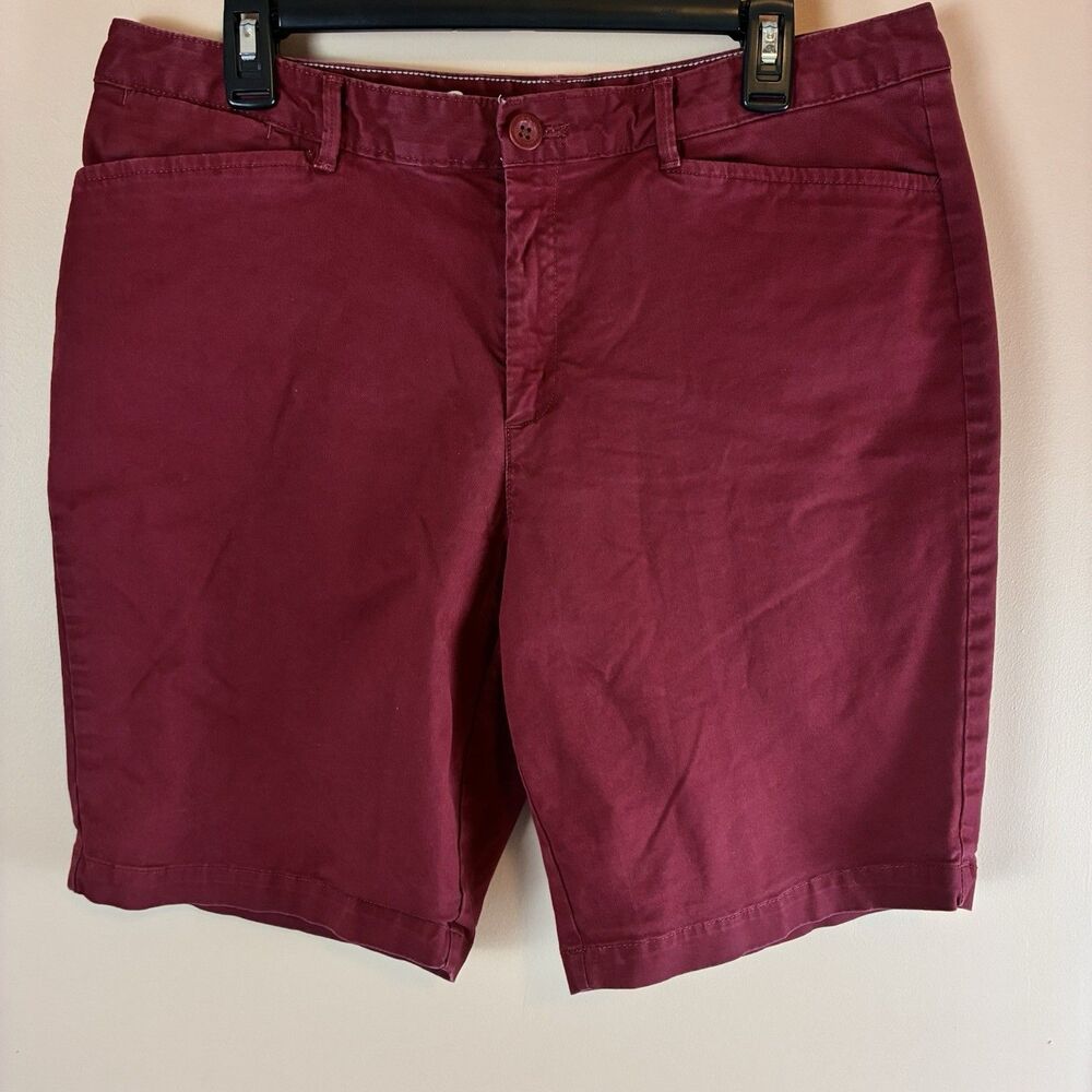 Eddie Bauer Legend Wash Curvy Stretch Shorts Women's Dark Red  Size 14